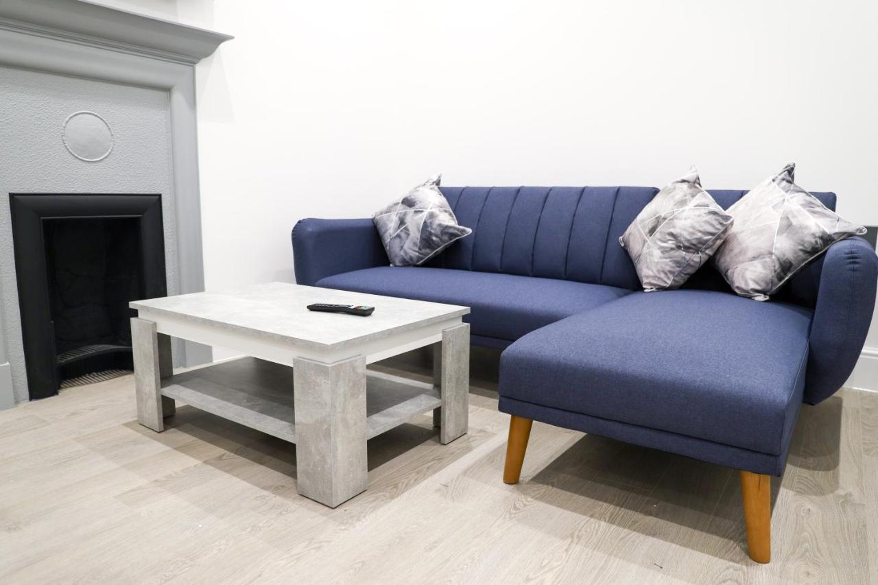 16 Queen Avenue City Centre Serviced Apartment W Free Parking リヴァプール エクステリア 写真