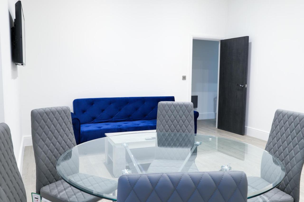 16 Queen Avenue City Centre Serviced Apartment W Free Parking リヴァプール エクステリア 写真